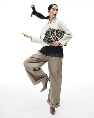 Beige Wide Leg Cargo Trousers Beige Wide Leg Cargo Trousers