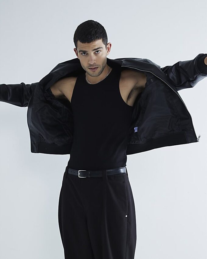 Black 2 pack Muscle Fit Ribbed Vest