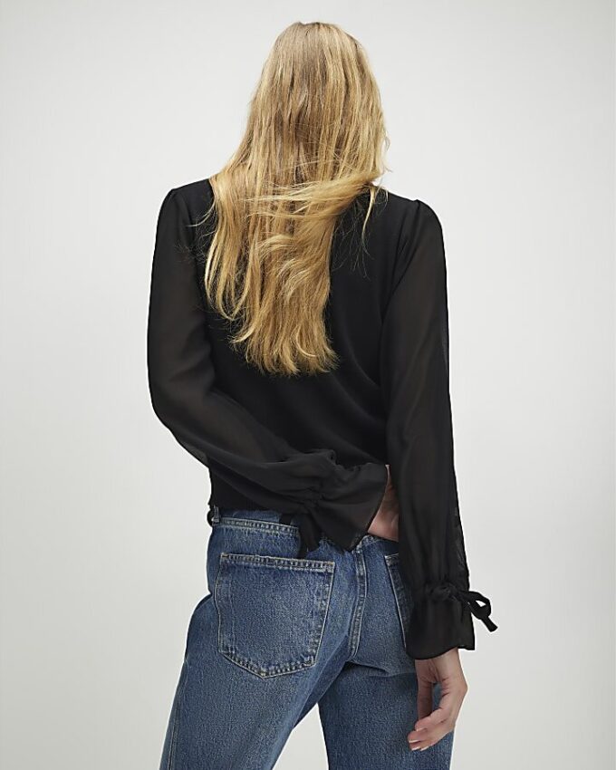 Black Knitted Long Chiffon Sleeve Top