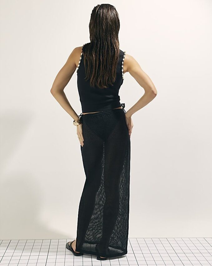 Black Palm Embroidered Sarong