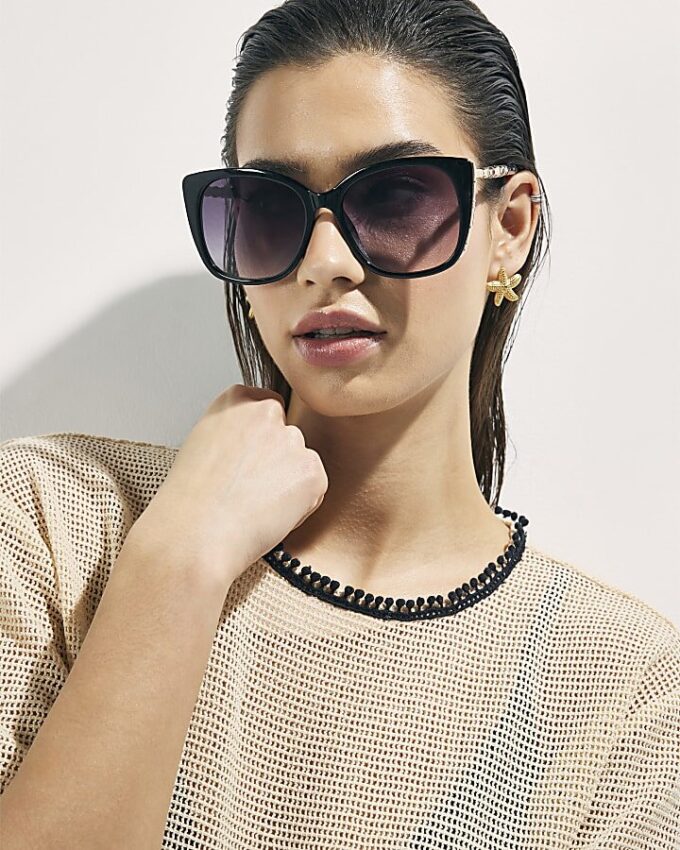 Black Plastic Cat eye Sunglasses