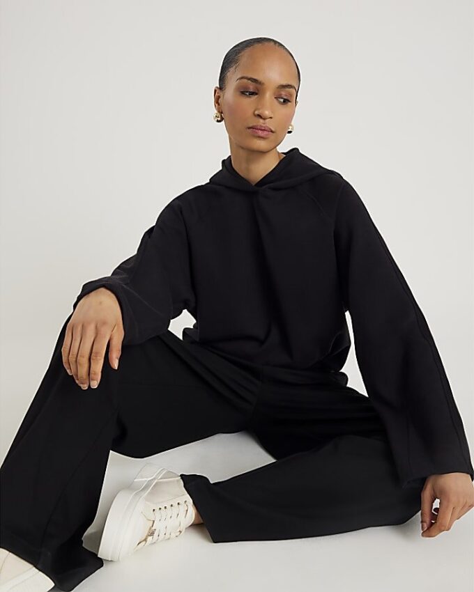 Black Premium Long Sleeve Hoodie