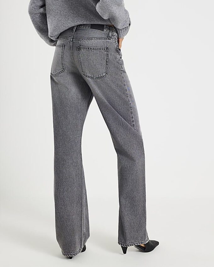 Black Relaxed Straight Jeans