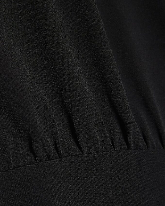 Black Ruched Short Sleeve Top