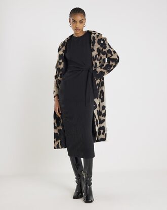 Black Short Sleeve Ribbed Cosy Midi Dress