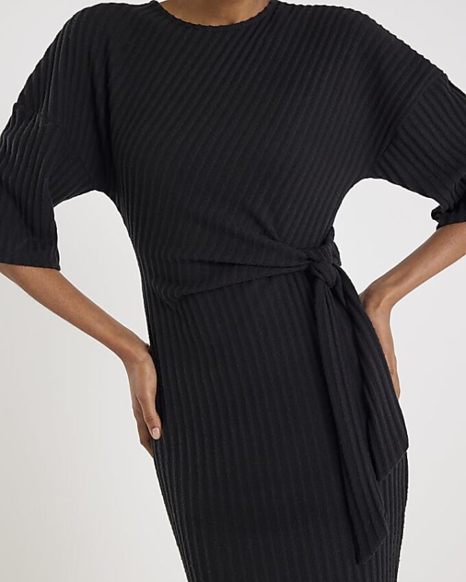 Black Short Sleeve Ribbed Cosy Midi Dress