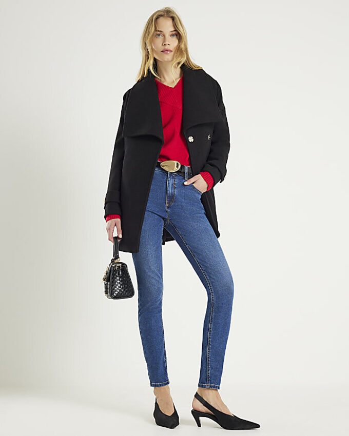 Black Short Wide Collar Wrap Coat