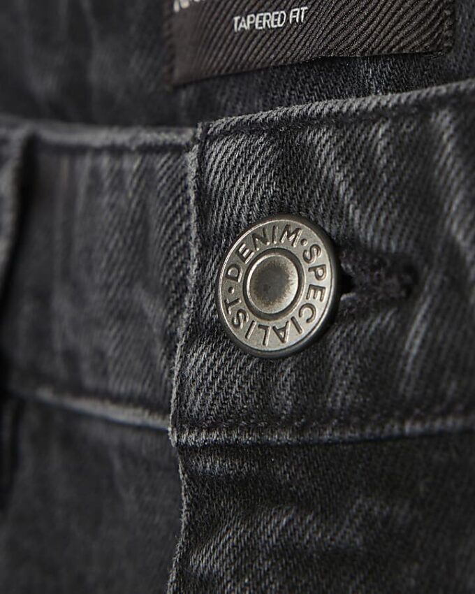 Black Tapered Fit Washed Jeans