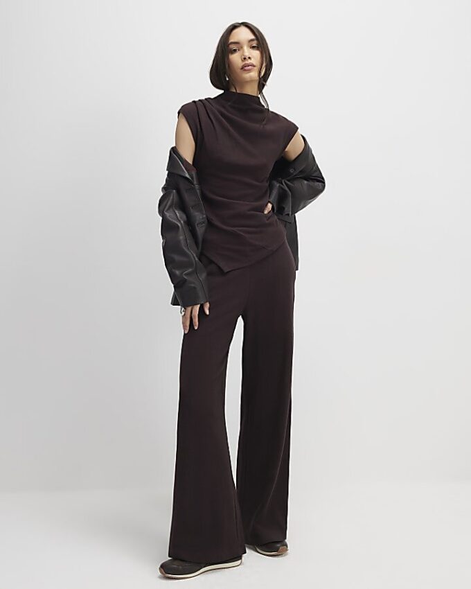 Brown Cosy Sleeveless Drape Top
