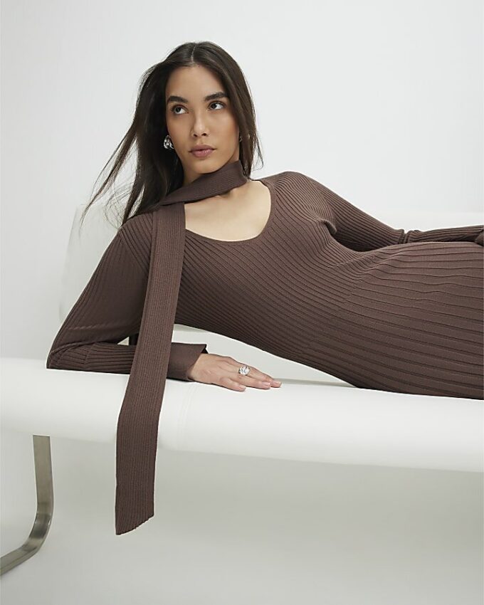 Brown Knitted Long Sleeve Tie Neck Midi Dress
