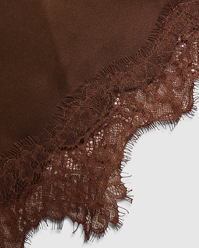 Brown Lace Trim Hip Scarf