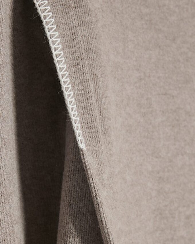 Brown Long Sleeve Whipstitch Sweatshirt