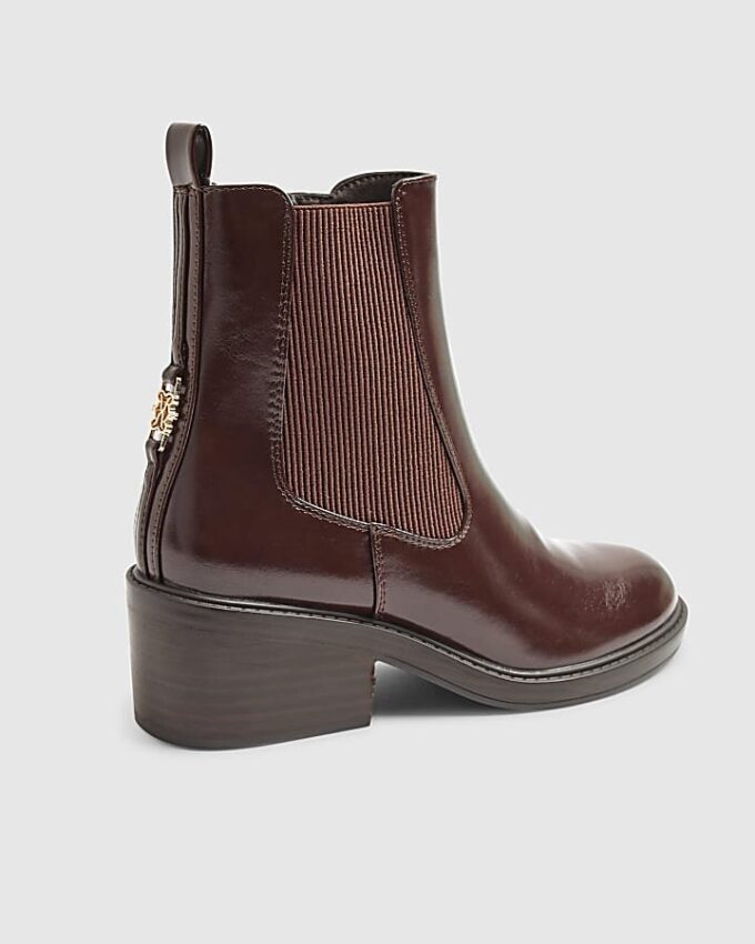 Brown patent Chelsea Boots