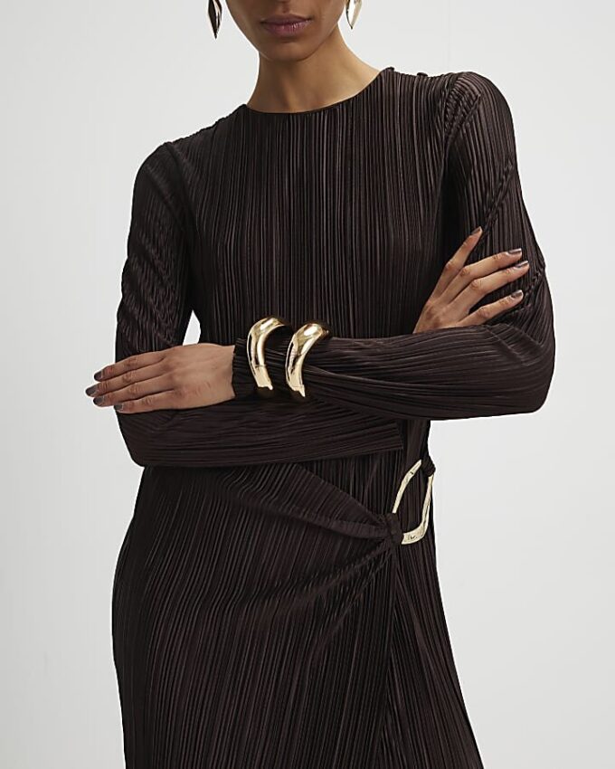 Brown Plisse Buckle Detail Midi Dress