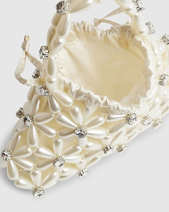 Cream Flower Pearl Beaded Grab Bag