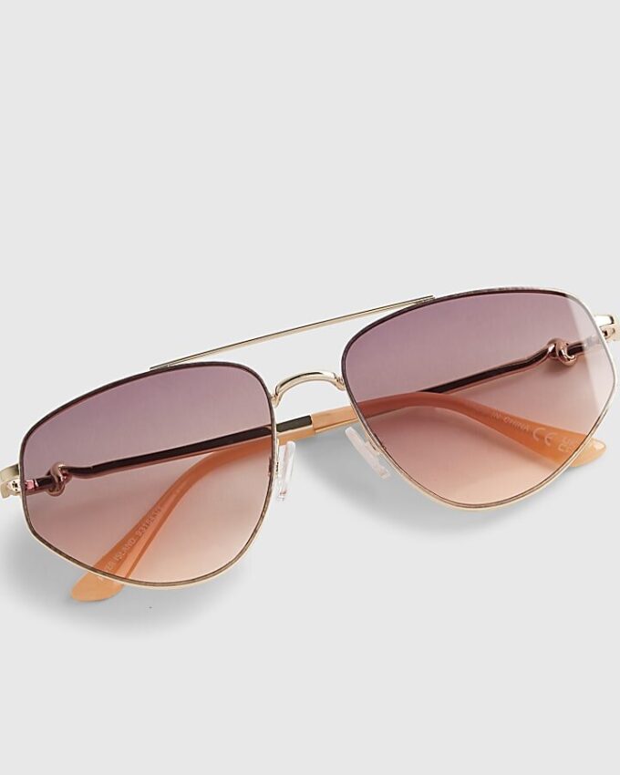 Gold Rounded Metal Aviator Sunglasses