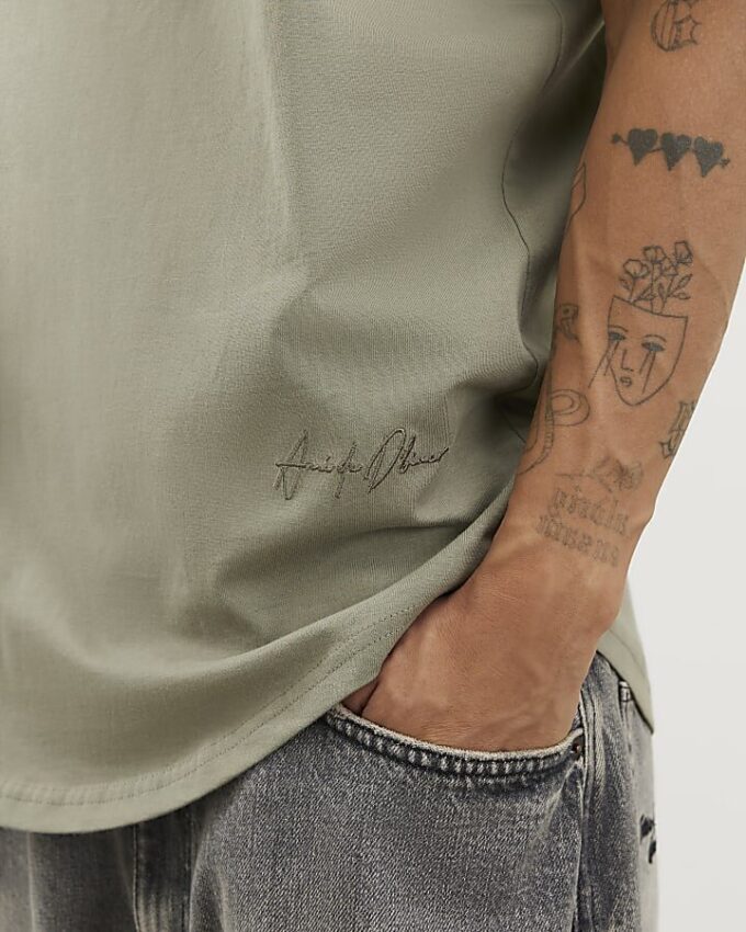 Khaki Regular Fit Curve Hem T-Shirt