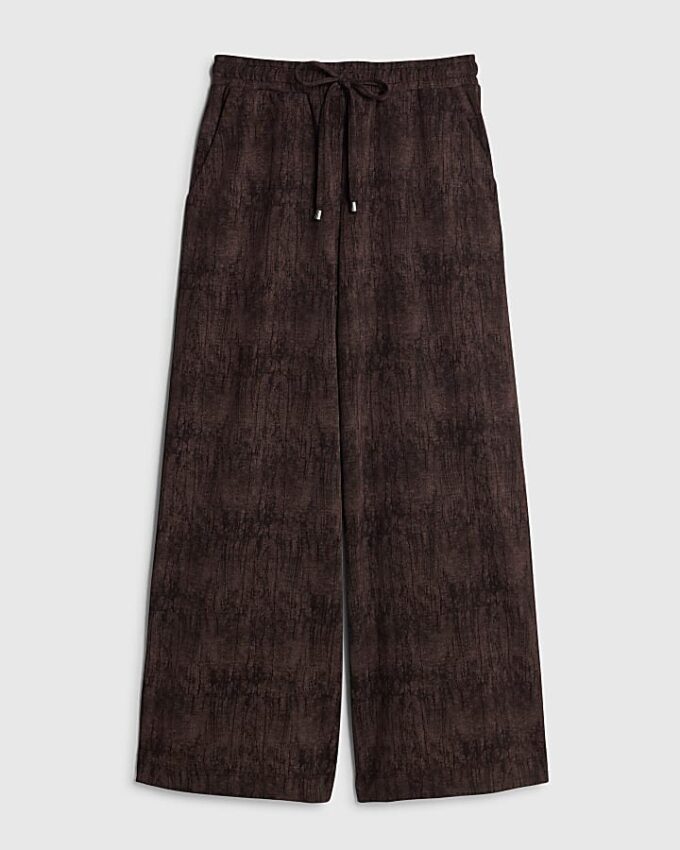 Petite Brown Premium Crinkle Wide Leg Joggers Petite Brown Premium Crinkle Wide Leg Joggers