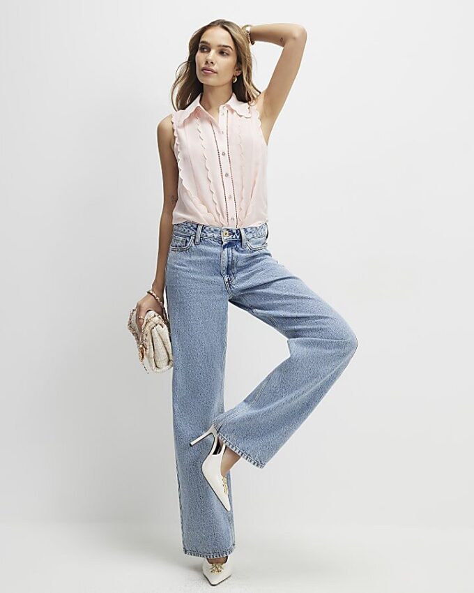 Pink Scallop Sleeveless Blouse