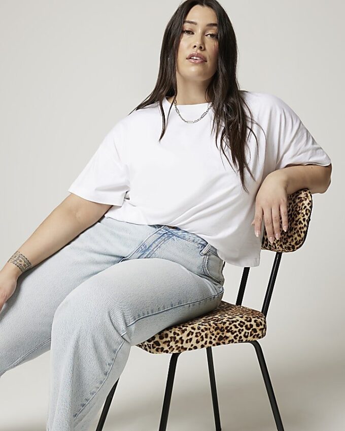 Plus blue high waisted relaxed straight jeans Plus blue high waisted relaxed straight jeans