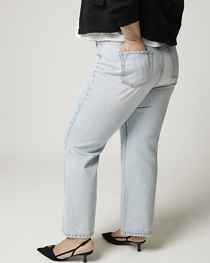 Plus blue high waisted relaxed straight jeans Plus blue high waisted relaxed straight jeans