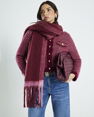 Red Fringed Fluffy Scarf Red Fringed Fluffy Scarf
