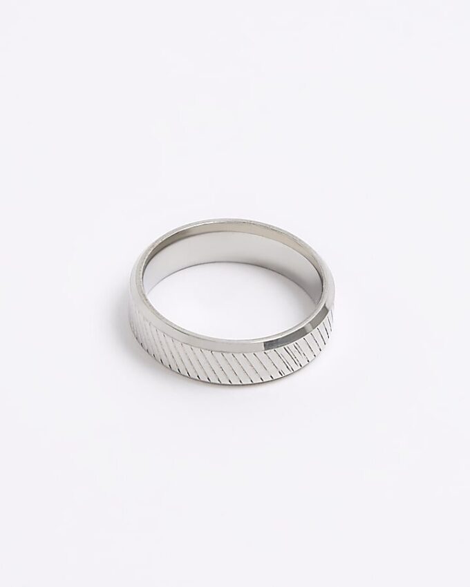 Silver colour slash ring